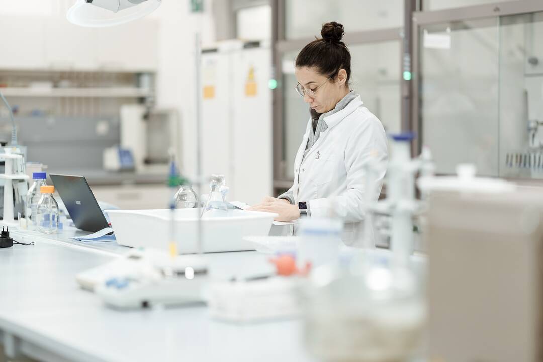 KU JTI Pajūrio aplinkos ir biogeochemijos laboratorija.