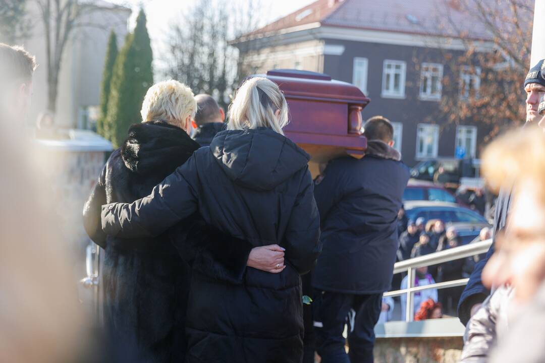 Gaisre žuvusio ugniagesio Rolando Venslauskio laidotuvės