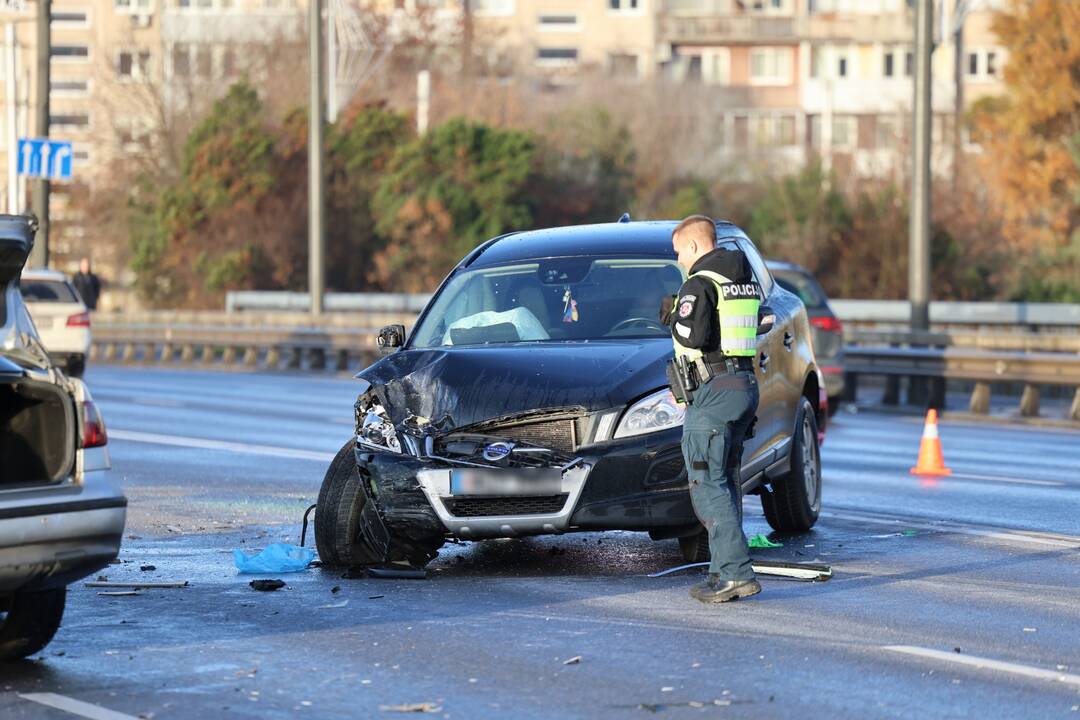 Kaune – automobilių avarijos ir spūstys