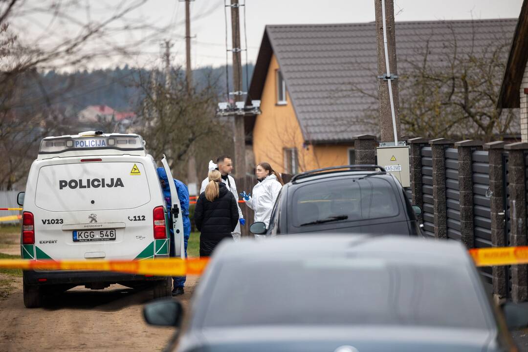 Šalčininkuose vyras nušovė žmoną policininkę