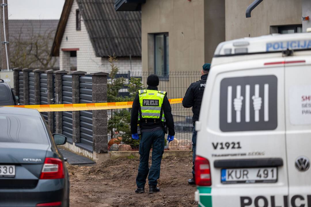 Šalčininkuose vyras nušovė žmoną policininkę