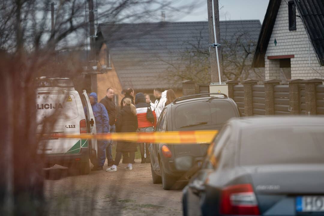 Šalčininkuose vyras nušovė žmoną policininkę