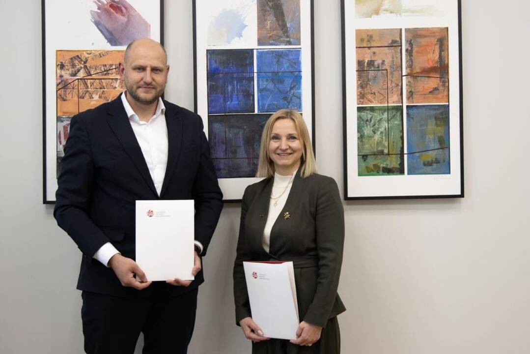 LSU atnaujino bendradarbiavimo sutartį su Lietuvos kurčiųjų sporto komitetu