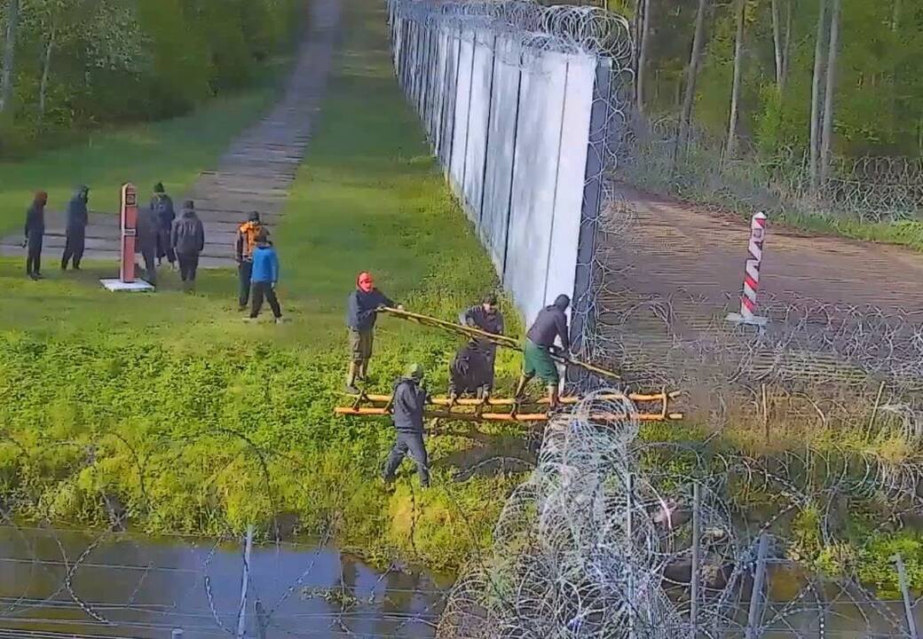 Pasienyje – dar vienas migrantų bandymas patekti į ES: nepavykus, pareigūnus išplūdo rusiškai 