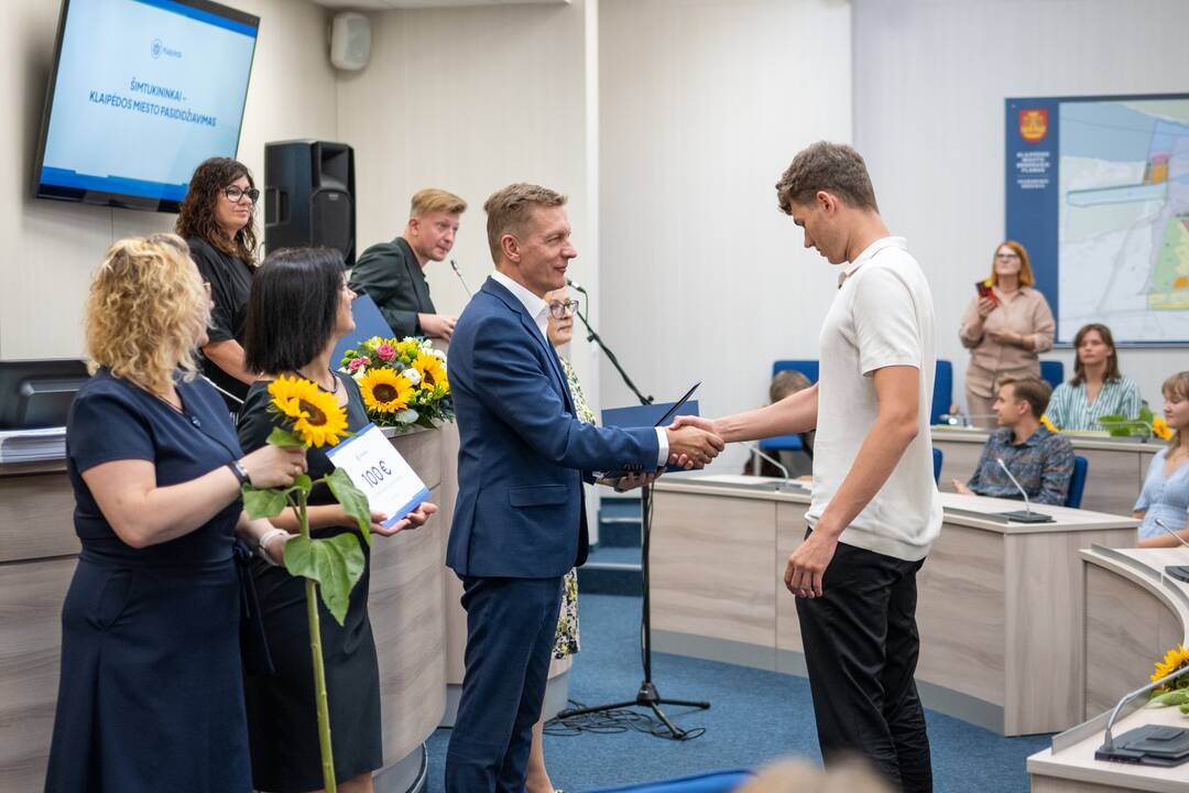 Klaipėdos šimtukininkams – piniginės premijos