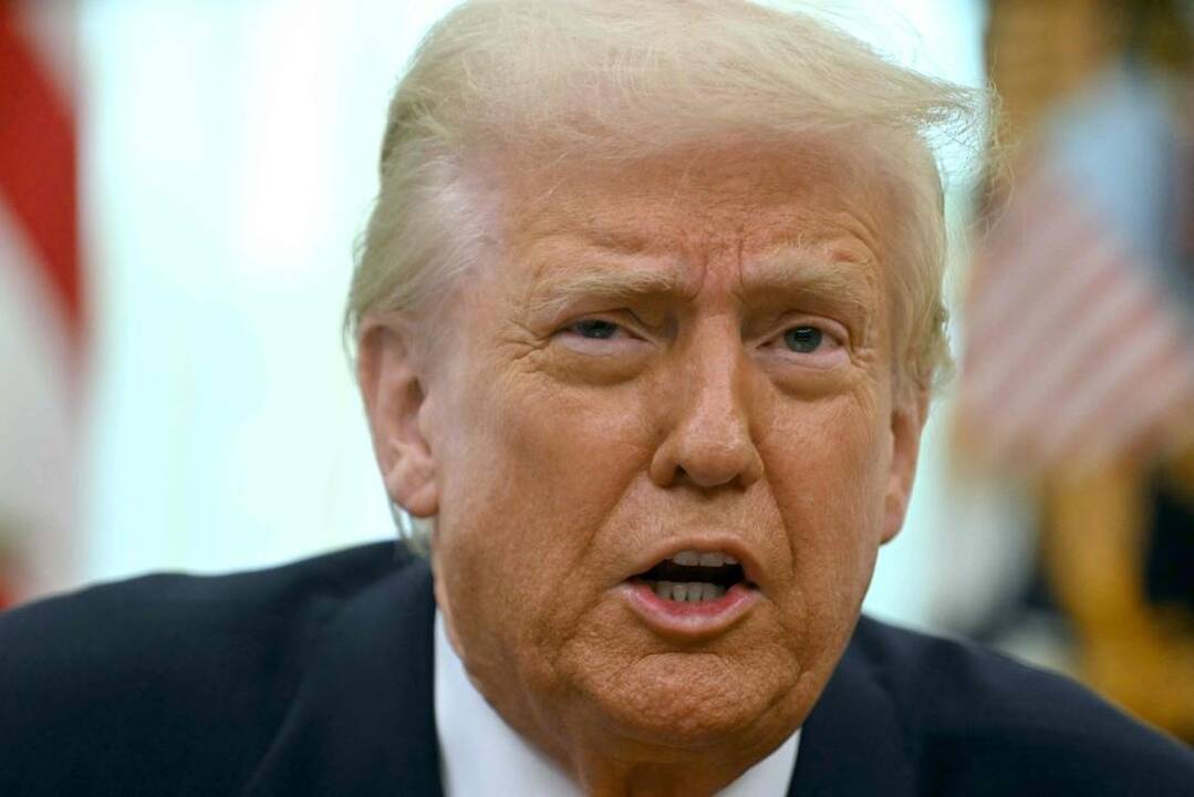 Trumpas pakvies Zelenskį grįžti į Baltuosius rūmus