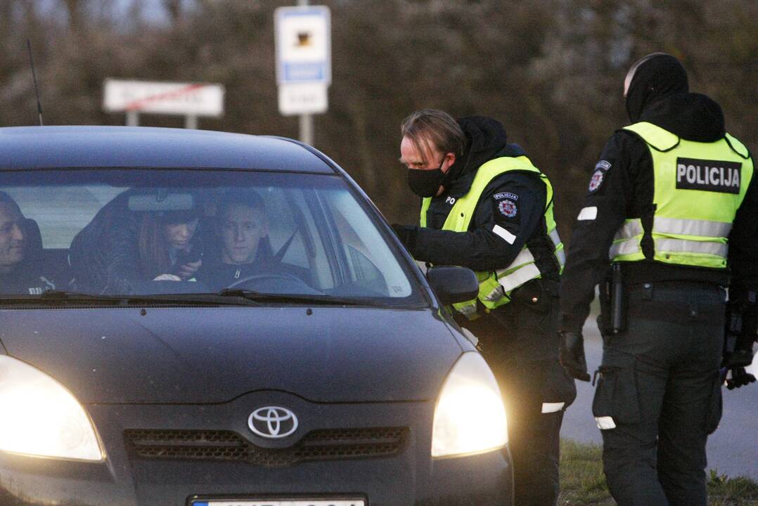 Analogas: taip, kaip įvažos į miestus buvo kontroliuojamos per Velykas, automobilių srautus planuojama riboti ir per žiemos šventes.