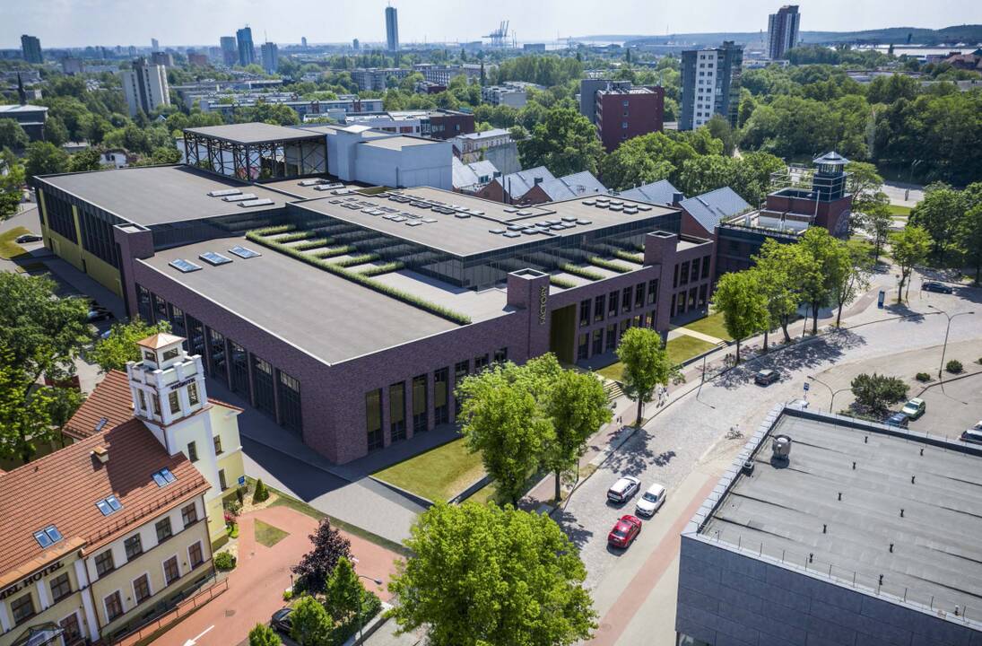 Vizija: pateiktuose kapitalinio remonto projektiniuose pasiūlymuose naujasis pastatų kompleksas sujungtų senamiestį ir gyvenamuosius rajonus.