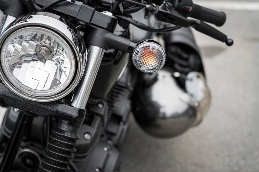 Motociklininkams – mažesnės pasekmės dėl greičio viršijimo: baigėsi diskriminacija?