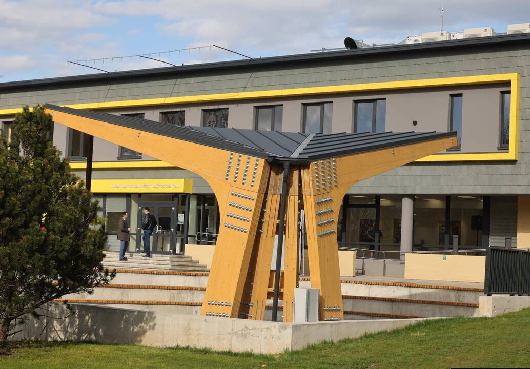 Finišas: statybų maratonas baigtas – rekonstruotas Ramučių kultūros centras atvertas bendruomenei.