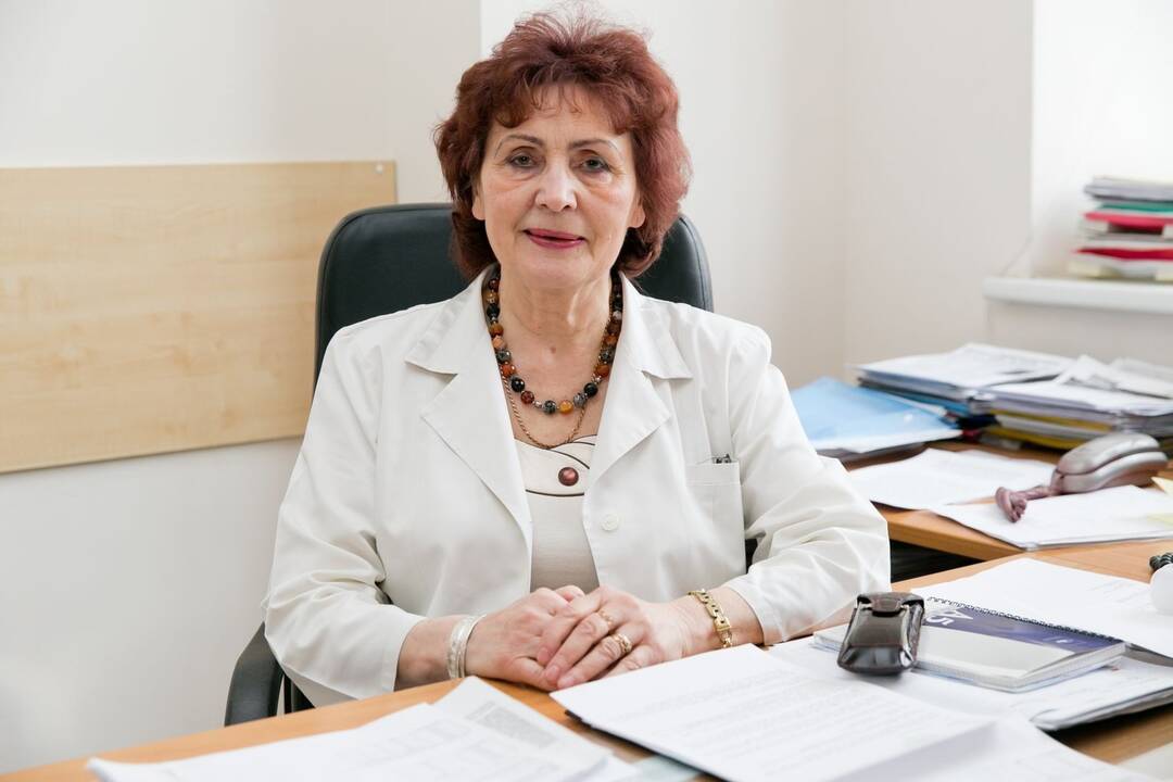 Pavojinga: jei asmuo savavališkai nutraukia gydymą, gali išsivystyti vaistams atspari TBC forma.