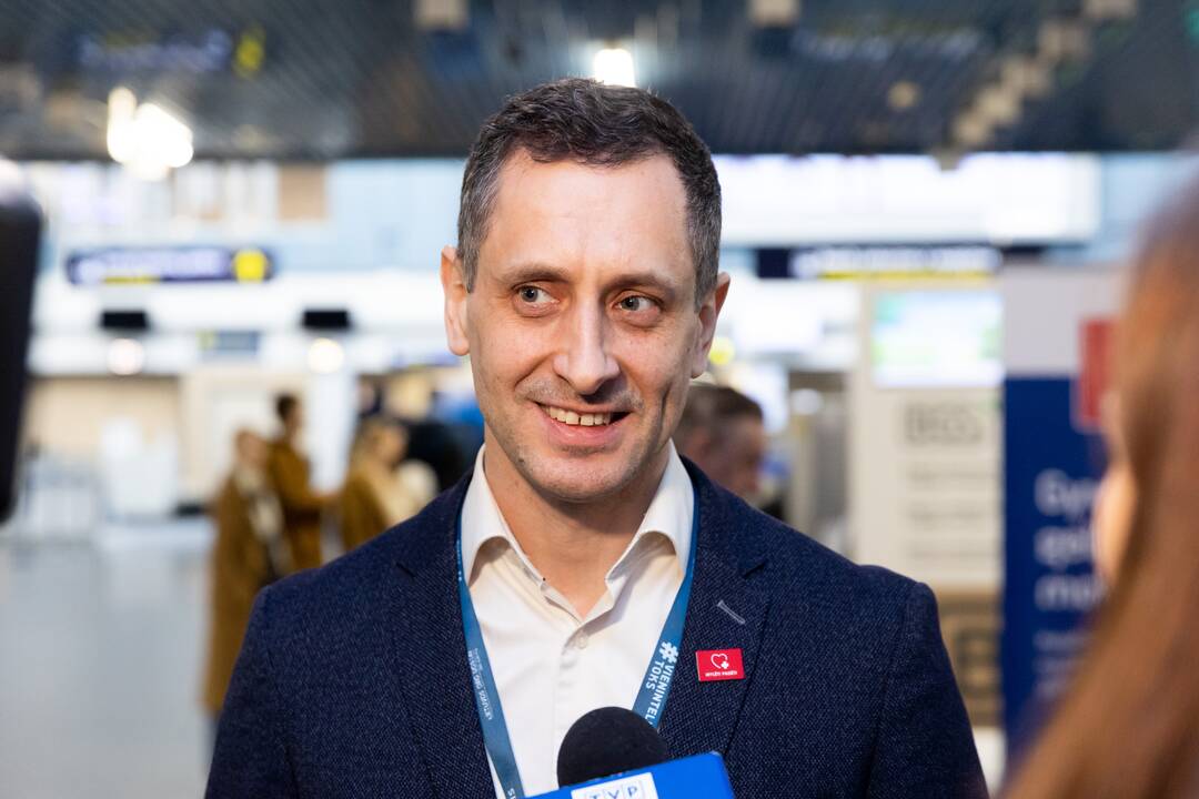 Defibriliatorių naudojimo mokymai Vilniaus oro uoste
