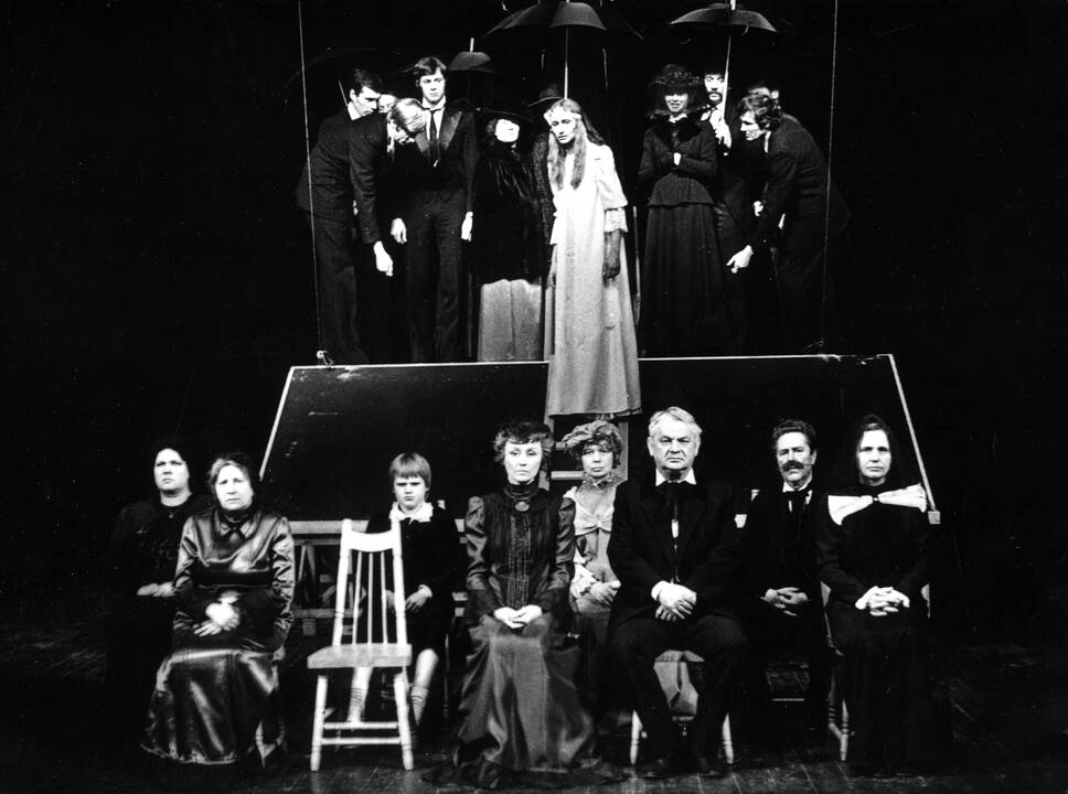 Išskirtiniai: legenda tapusį spektaklį kūrė Lietuvos teatro legendos.