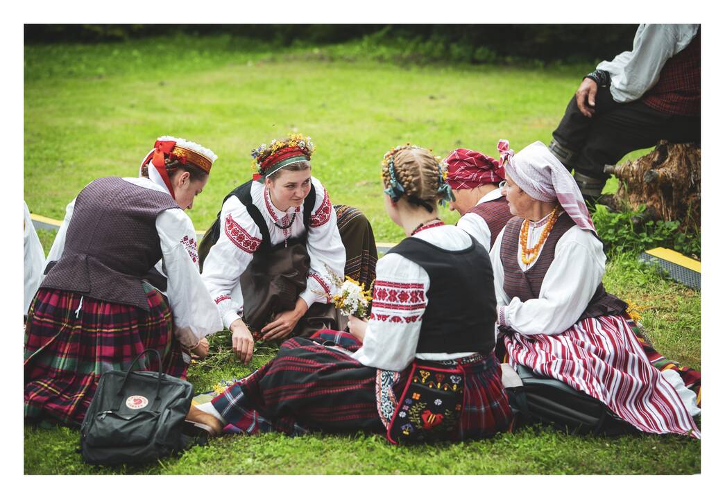 Noras: Kauno rajono muziejaus direktorius Z.Kalesinskas viliasi, kad respublikinis folkloro festivalis „Obelynės žolinė“ taps tradiciniu.