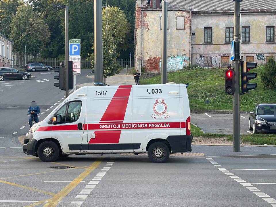 Avarija Šv. Gertrūdos ir Birštono g. sankryžoje.