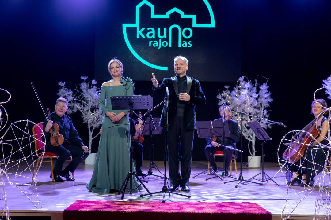 Nauja: Raudondvario dvare surengtas padėkos vakaras aktyvią veiklą vykdančioms organizacijoms, o aktyviausioms įteikti apdovanojimai.