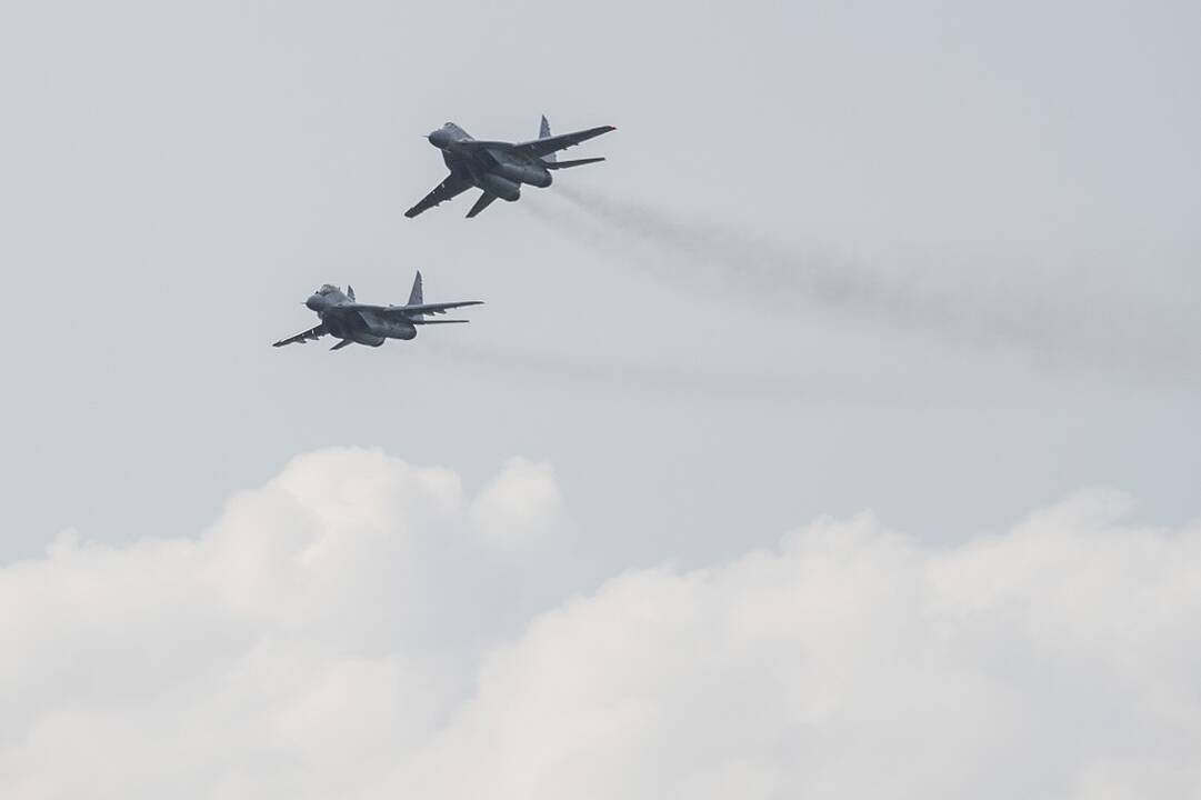 Du MiG-29 naikintuvai.