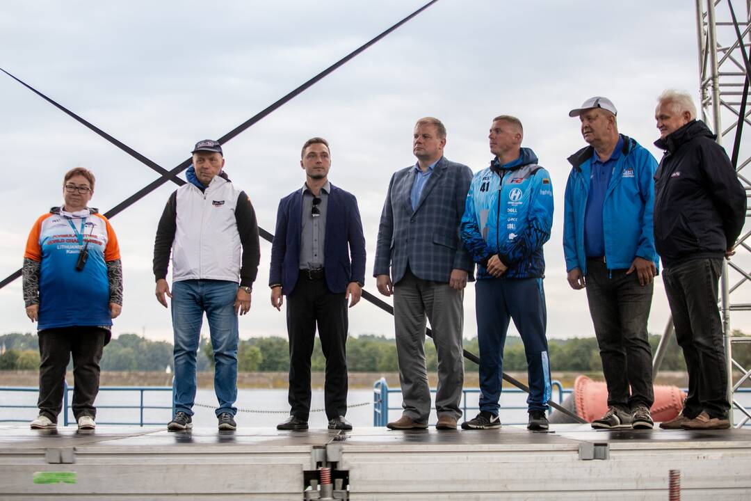 Pasaulio ir Europos jaunių motorlaivių čempionato atidarymas