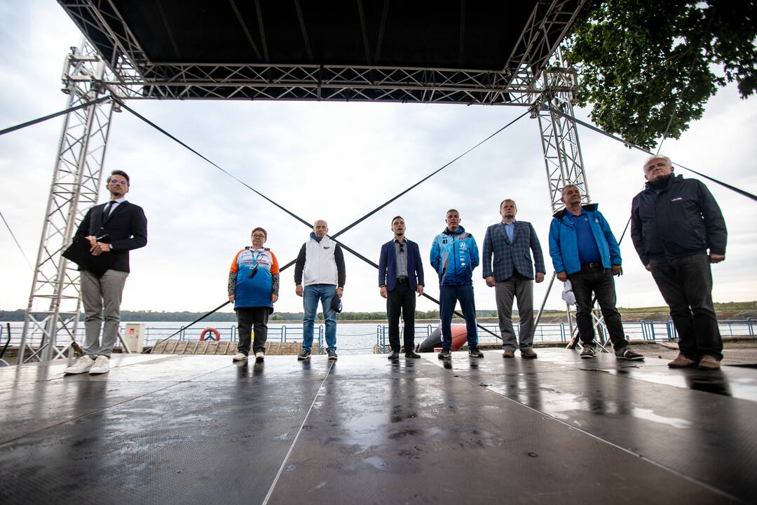 Pasaulio ir Europos jaunių motorlaivių čempionato atidarymas