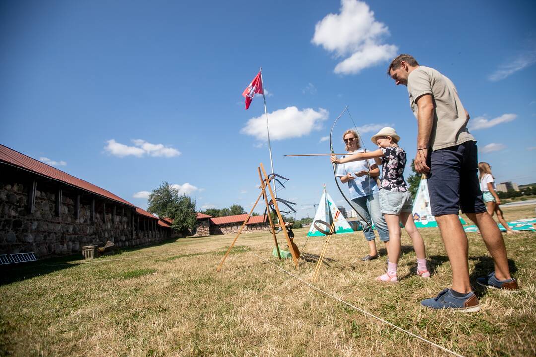Šeimadienis prie Kauno pilies