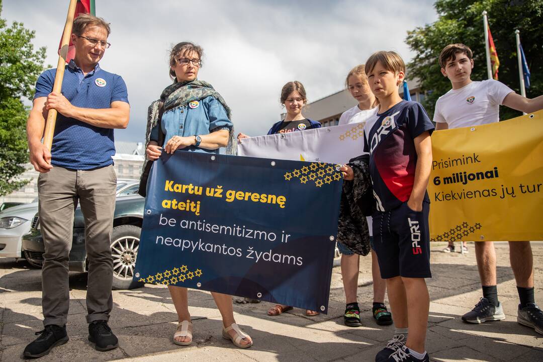 "Lietūkio" garažo žudynių 80-ųjų metinių minėjimas Kaune