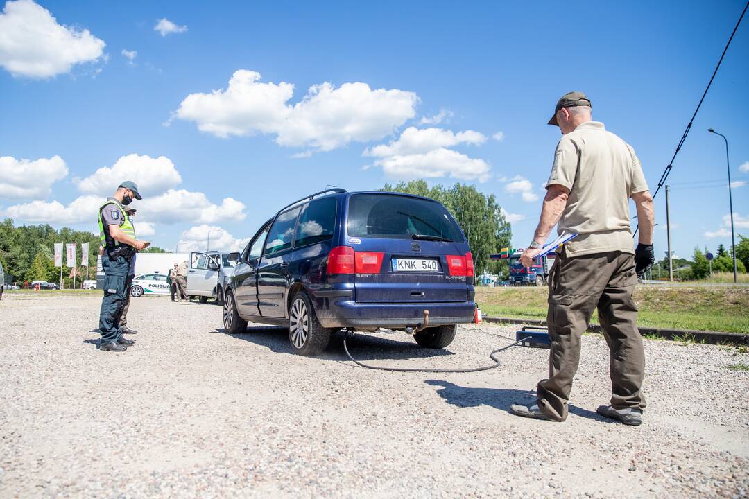 Aplinkosaugos taikiklyje – automobiliai