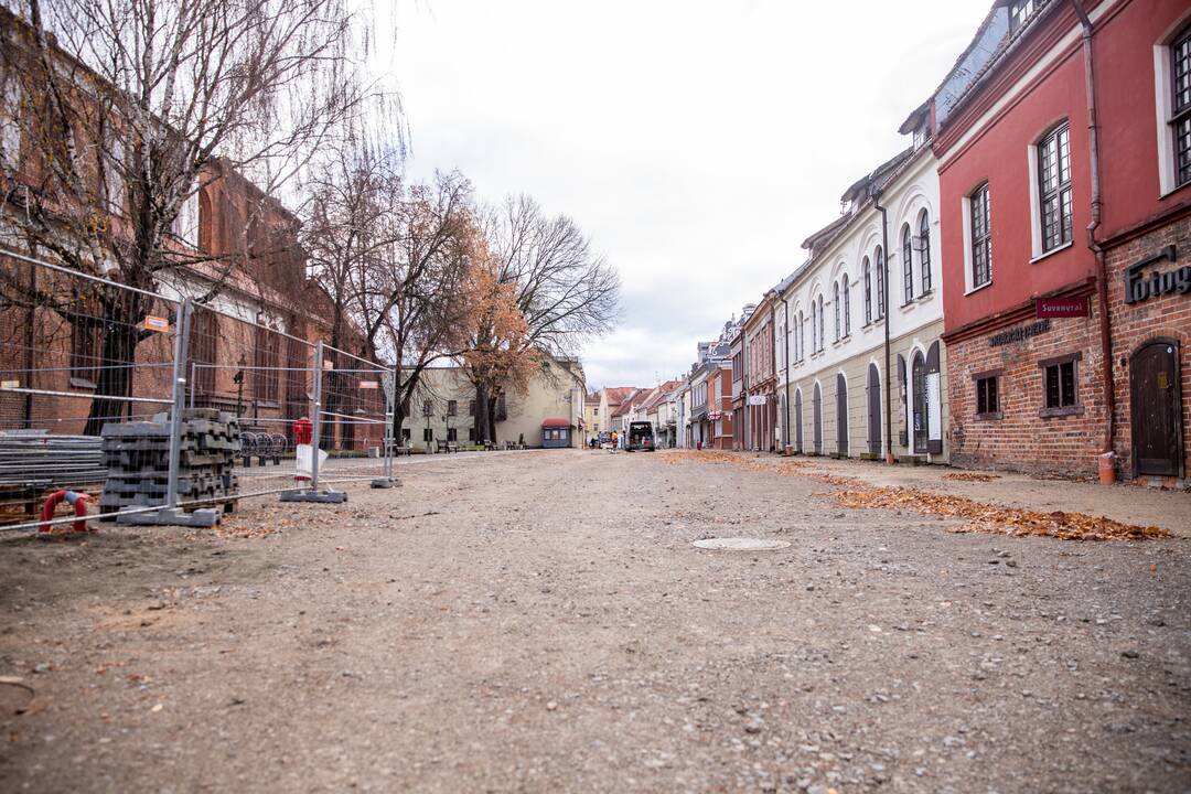 Vilniaus g. nuimta dalis tvorų