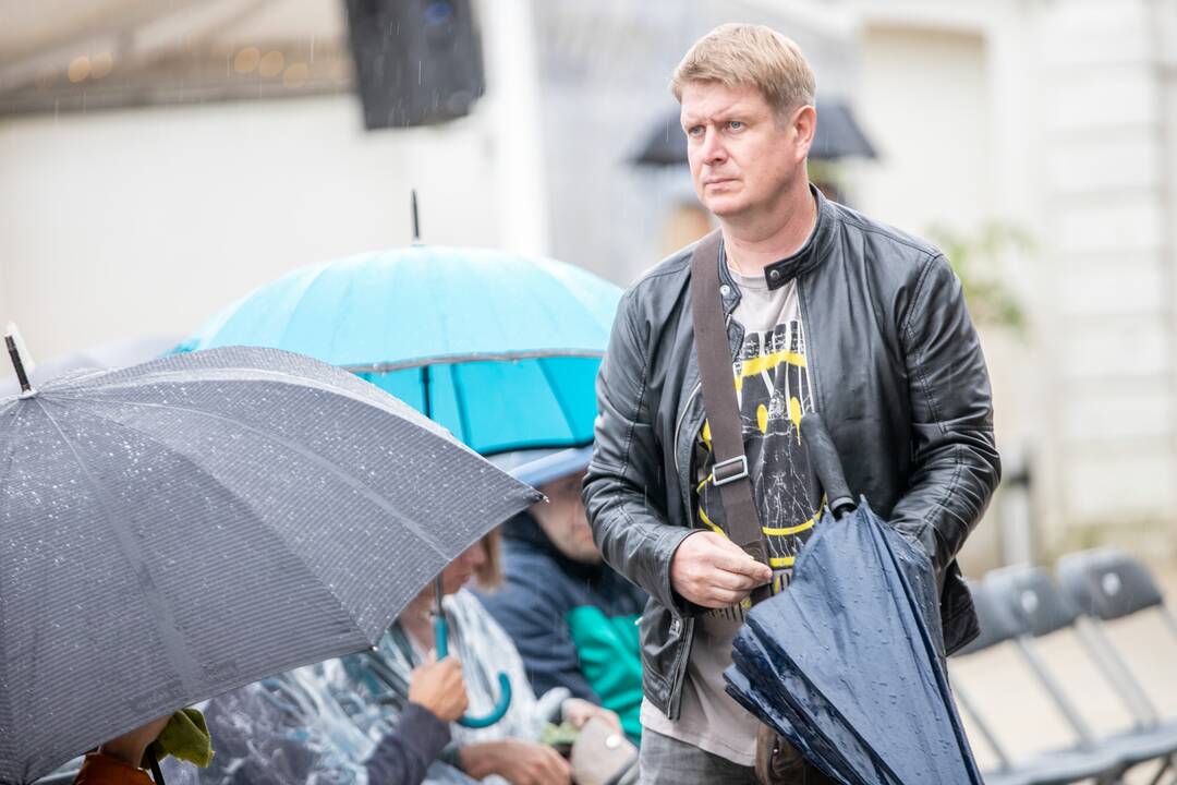 Pažaislio Liepų alėjos vakaras su „Biplan“ ir Karina Krysko