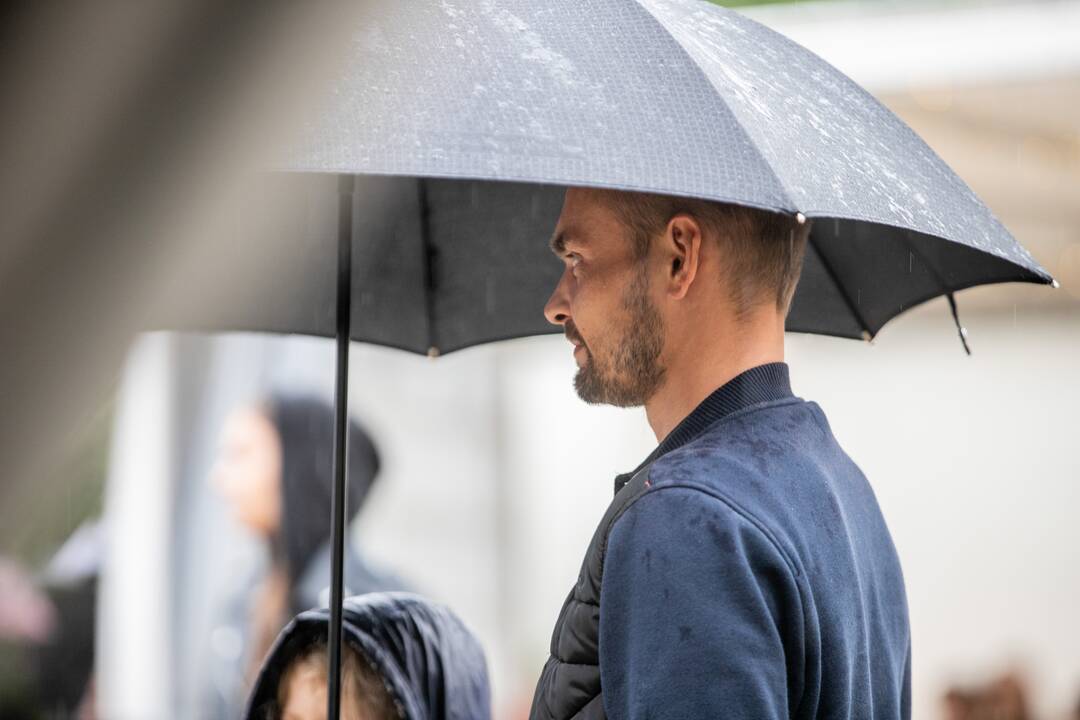 Pažaislio Liepų alėjos vakaras su „Biplan“ ir Karina Krysko