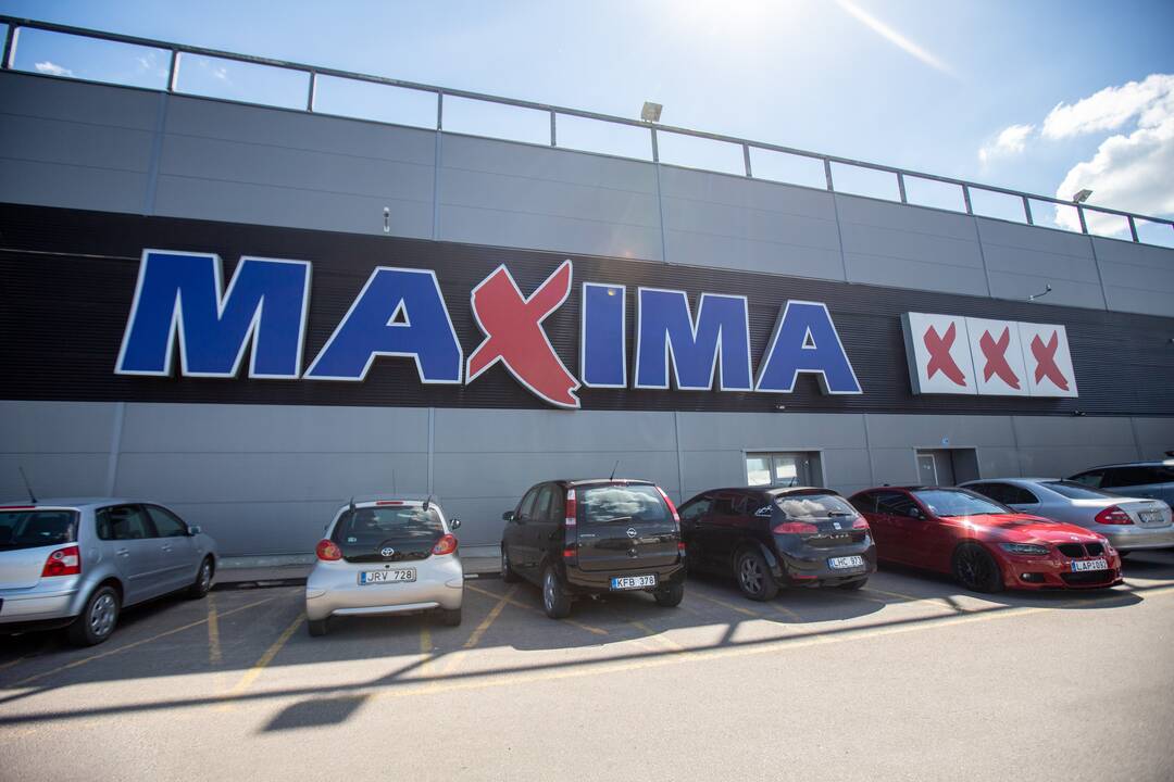 Pirkėjai apgulė Aleksote uždaromą „Maximą“