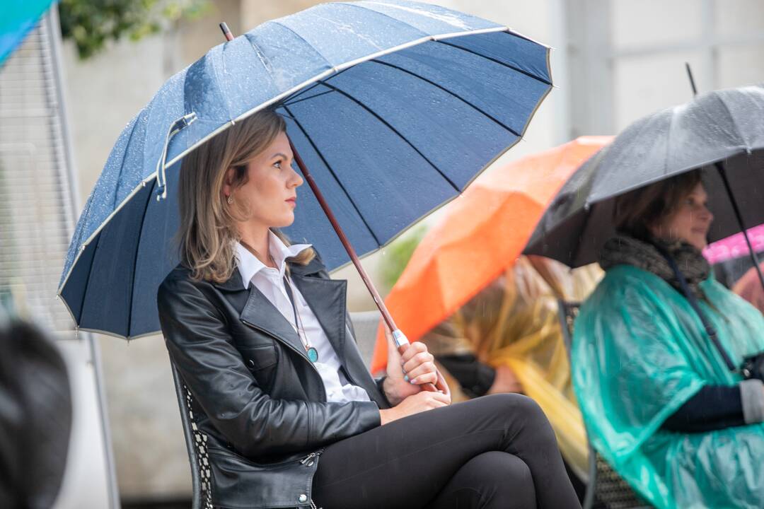 Pažaislio Liepų alėjos vakaras su „Biplan“ ir Karina Krysko