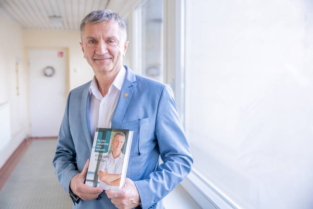 Prof. Rimanto Kėvalo knygos „Ką mes padarėme savo vaikams“ pristatymas