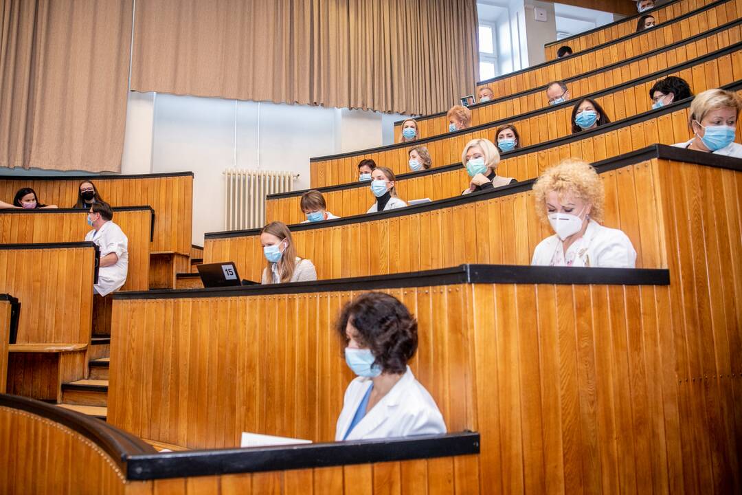 Prof. Rimanto Kėvalo knygos „Ką mes padarėme savo vaikams“ pristatymas
