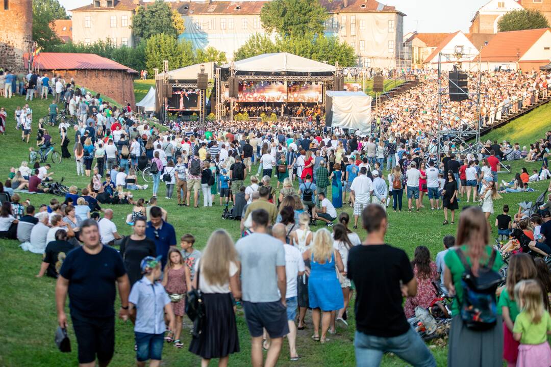 Šventės kulminacija prie Kauno pilies