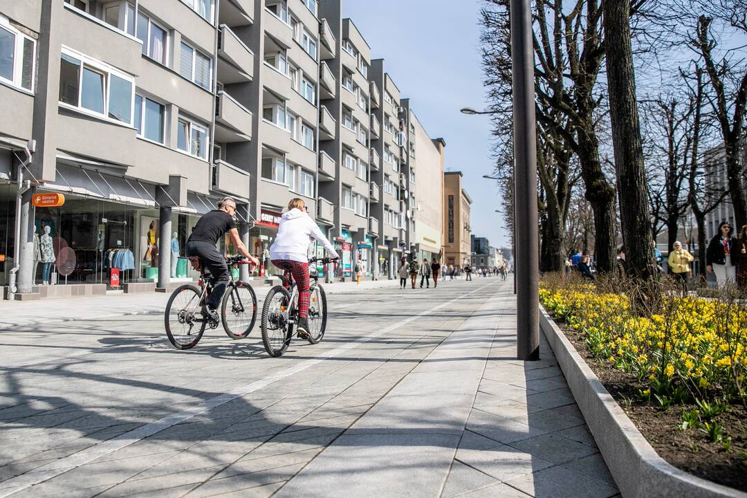 Kauniečiai džiaugėsi pavasarišku sekmadieniu
