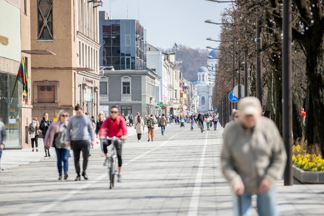 Kauniečiai džiaugėsi pavasarišku sekmadieniu