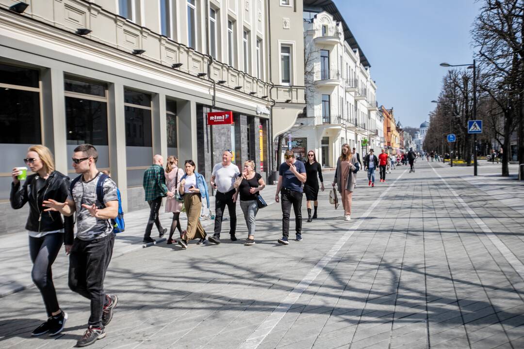 Kauniečiai džiaugėsi pavasarišku sekmadieniu