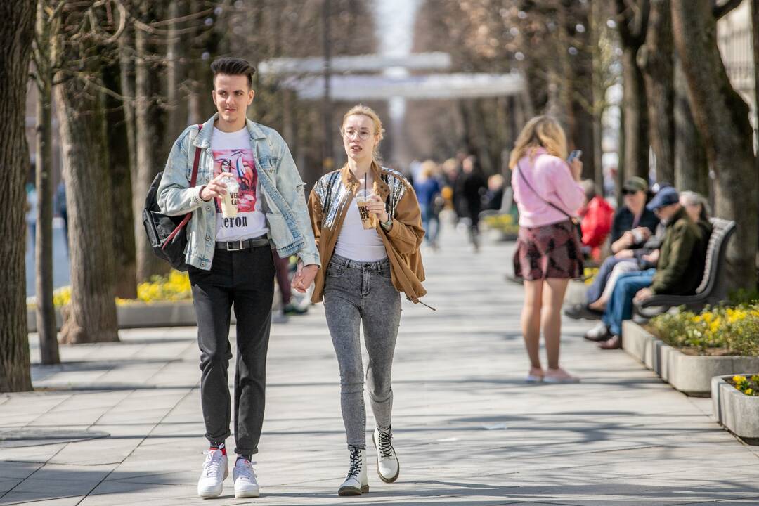 Kauniečiai džiaugėsi pavasarišku sekmadieniu