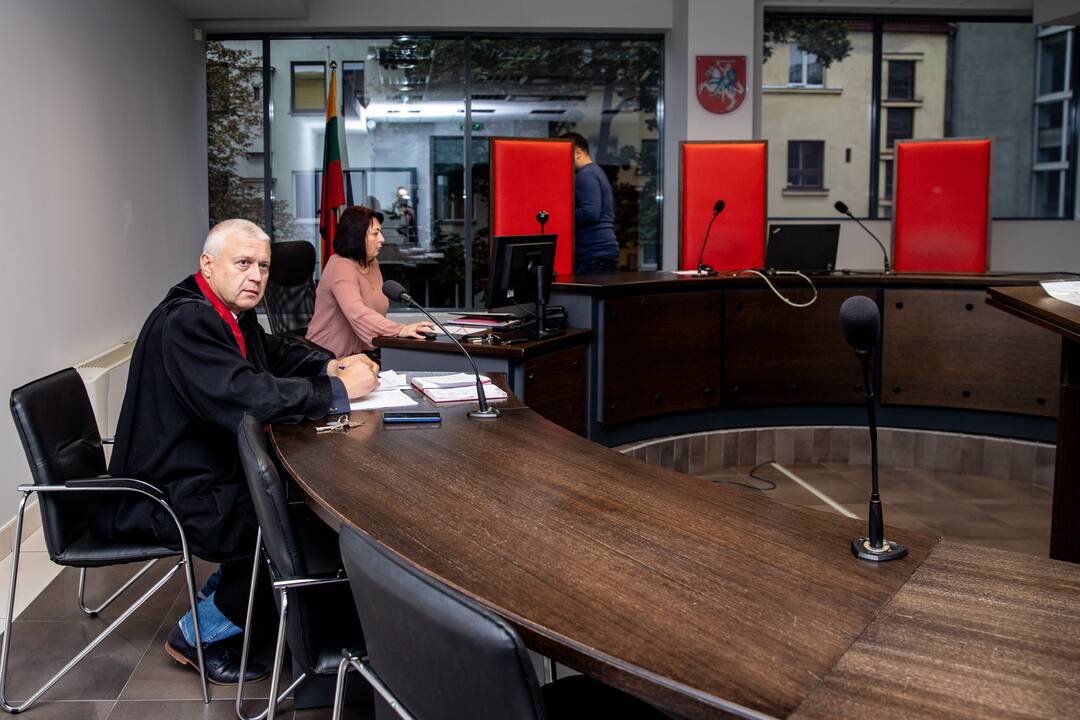 Kyšininkavimu kaltinamo policininko teismas