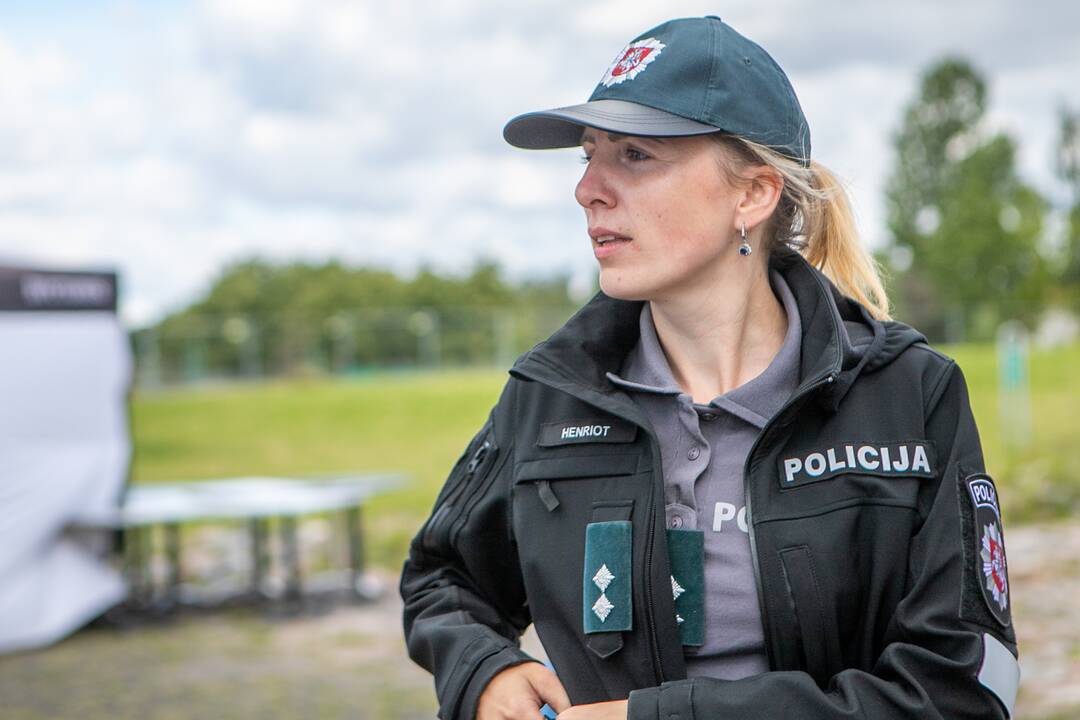 Policijos renginys „Keliaukime saugiai su augintiniais“