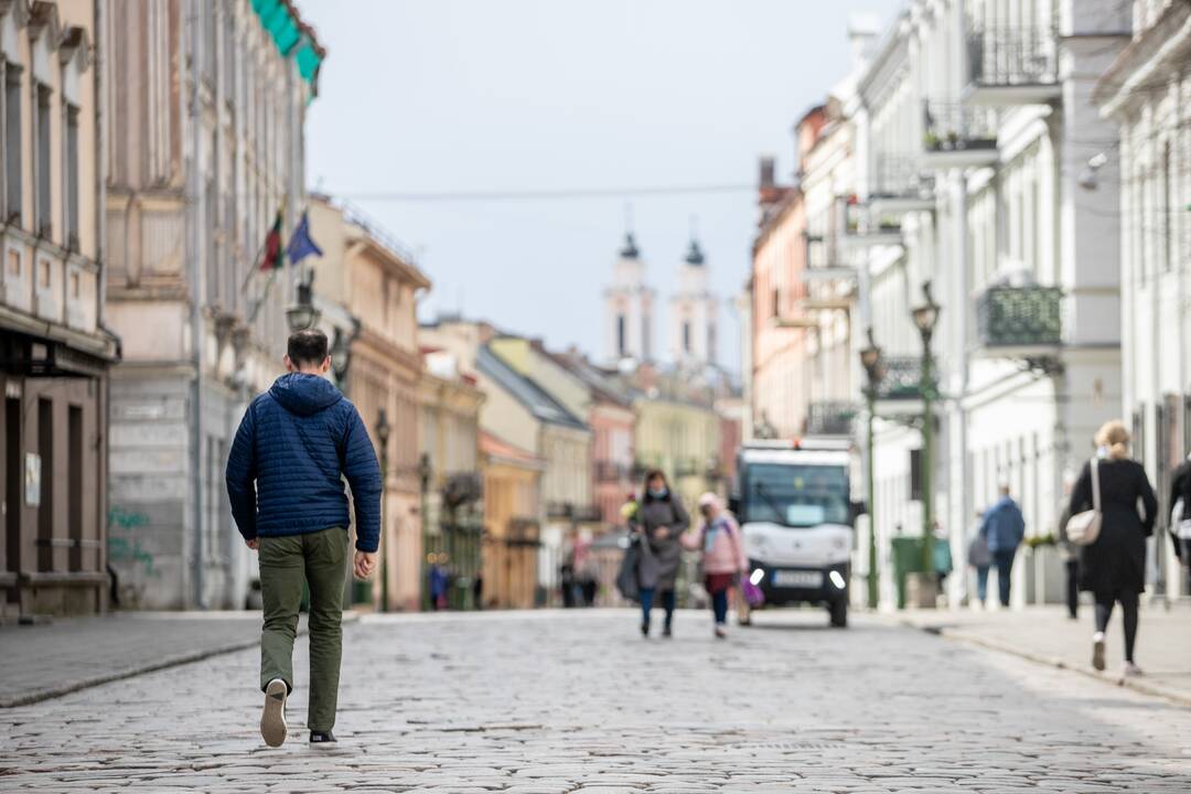 Kauniečių popietė atsivėrusiose lauko kavinėse