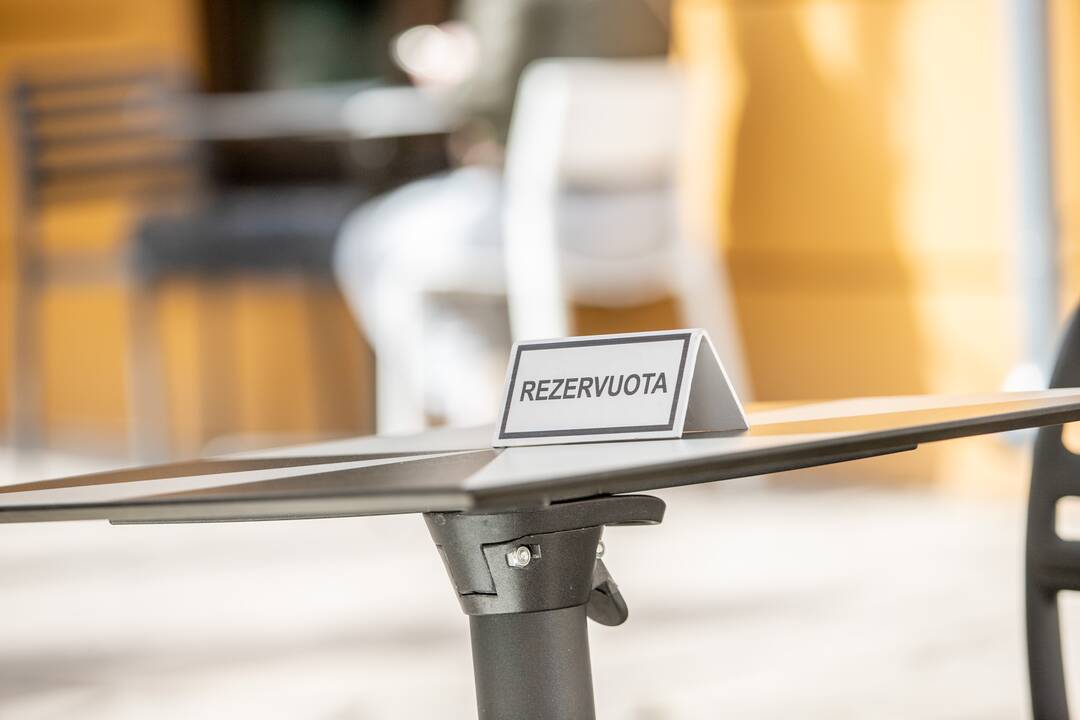 Kauniečių popietė atsivėrusiose lauko kavinėse