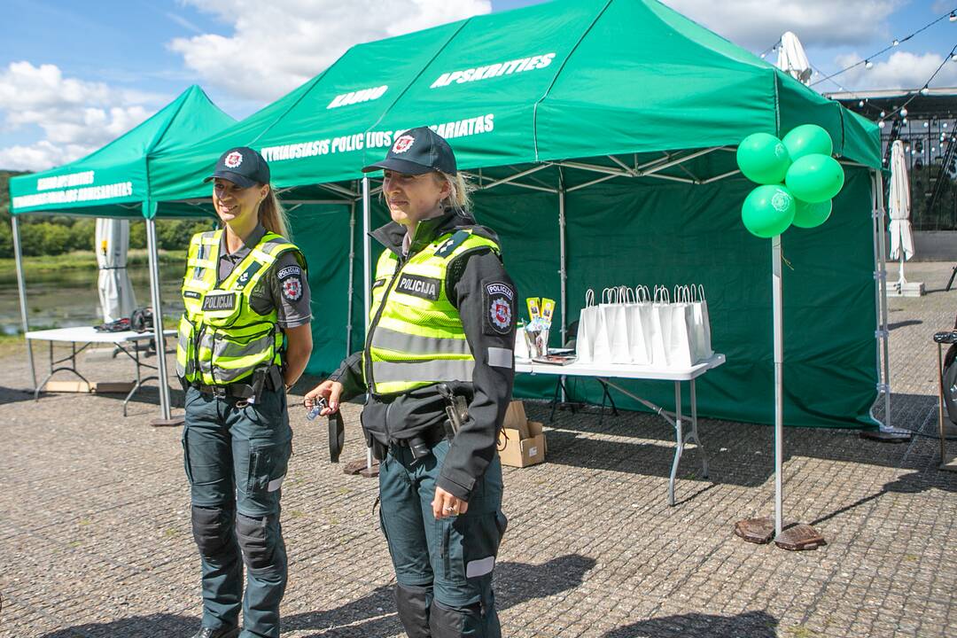 Policijos renginys „Keliaukime saugiai su augintiniais“