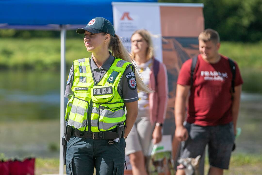 Policijos renginys „Keliaukime saugiai su augintiniais“