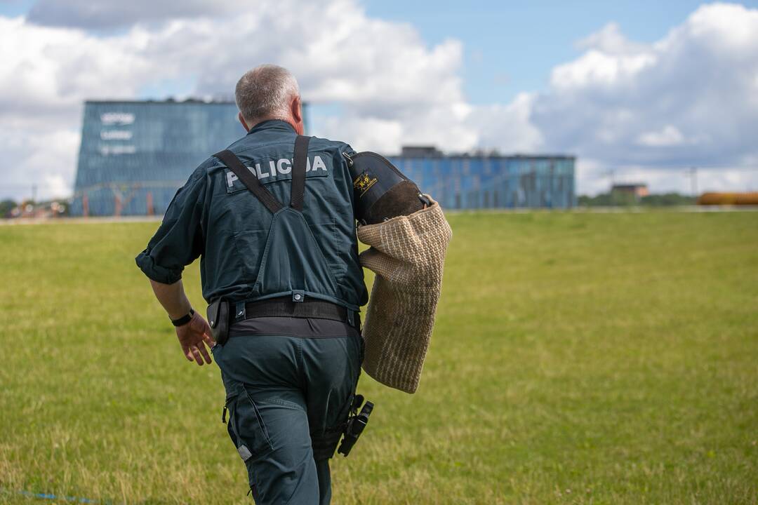 Policijos renginys „Keliaukime saugiai su augintiniais“