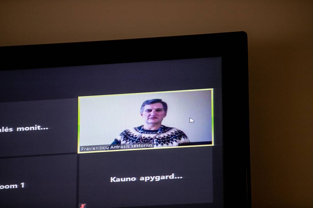 H. Daktaras vėl veržiasi į laisvę