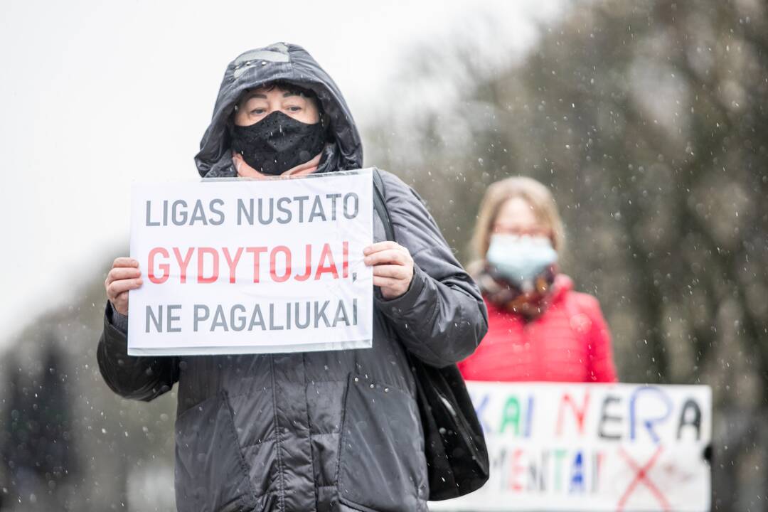 Tėvų protestas prieš vaikų testavimą