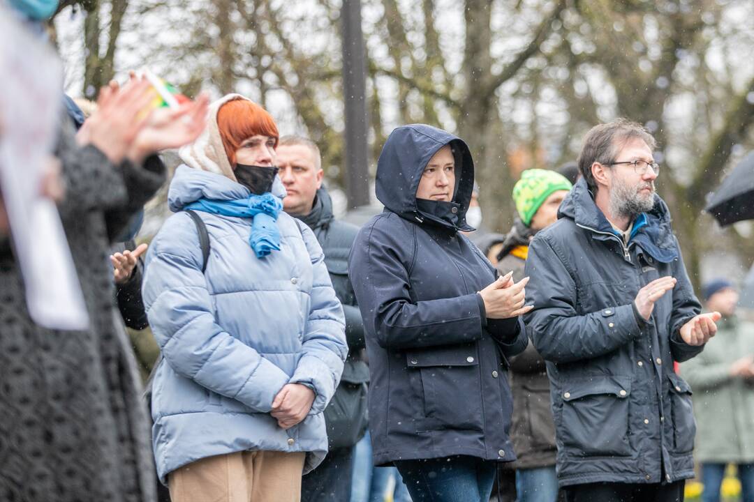 Tėvų protestas prieš vaikų testavimą