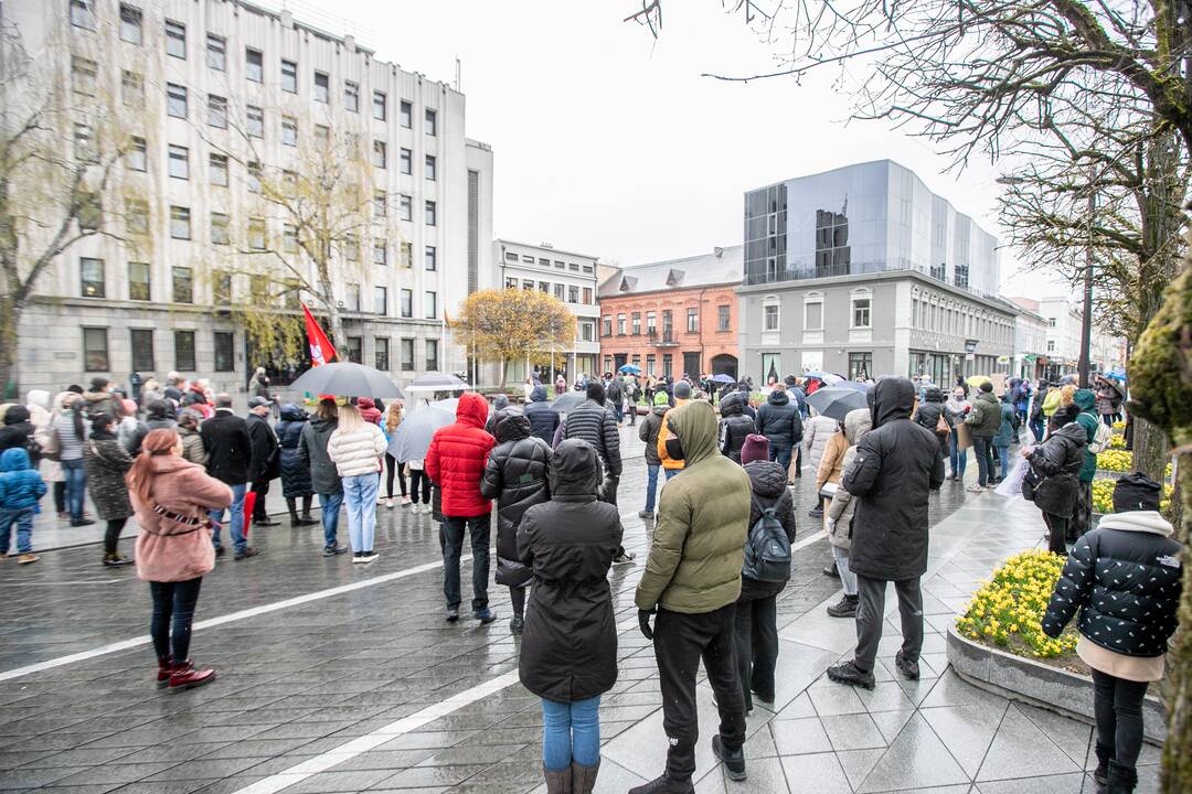Tėvų protestas prieš vaikų testavimą