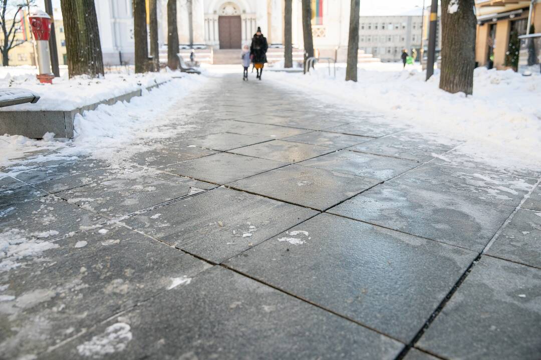 Besikeičianti Laisvės alėja